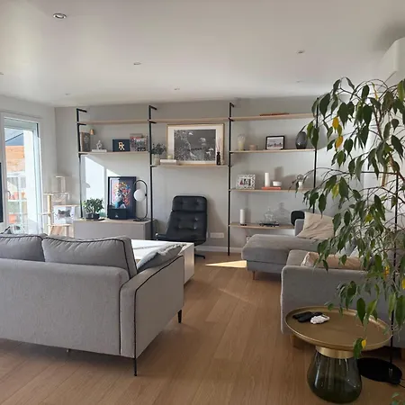 Feriehus Bright House 8 People, Close To Atlantis Nantes *