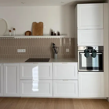 Bright House 8 People, Close To Atlantis Nantes בית נופש