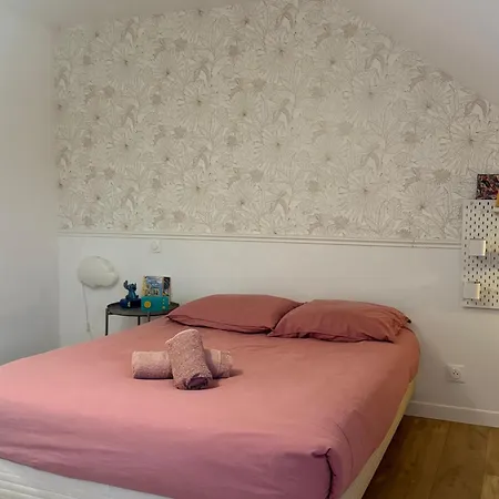 Bright House 8 People, Close To Atlantis Nantes בית נופש