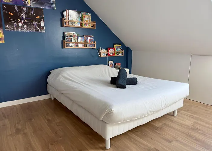 Bright House 8 People, Close To Atlantis Nantes